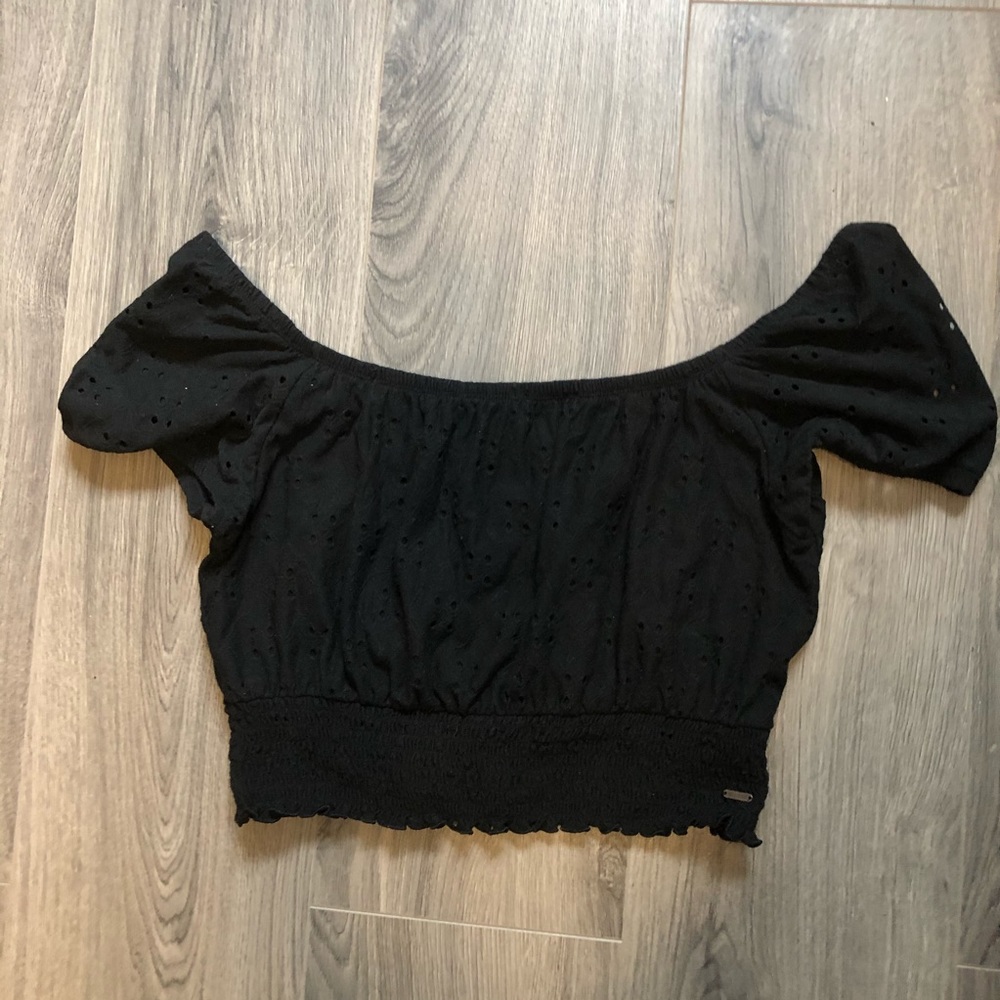 black HOLLISTER off the shoulder top